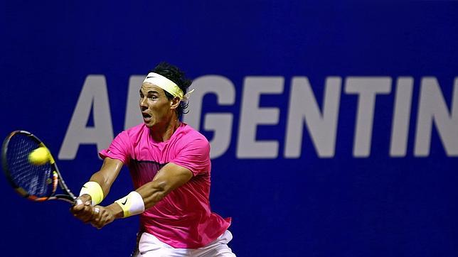 Nadal pasa sin apuros la primera ronda del torneo de Buenos Aires