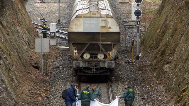 Fallece una mujer tras ser arrollada por un tren en Vedra