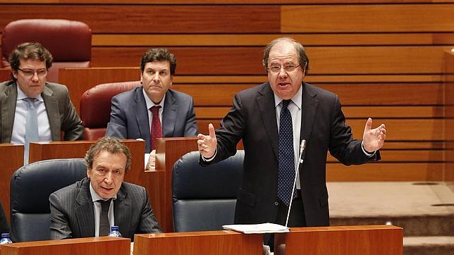 PP y PSOE prolongan en las Cortes el «duelo electoral» del Debate de la Nación