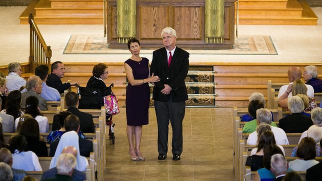 Diane y John Foley, padres de James Foley, durante una misa en su memoria el pasado agosto en New Hampshire