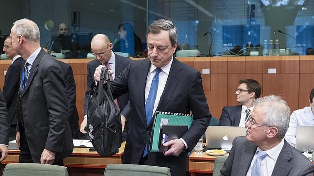 El «efecto Draghi» lleva a mínimos la prima de riesgo española