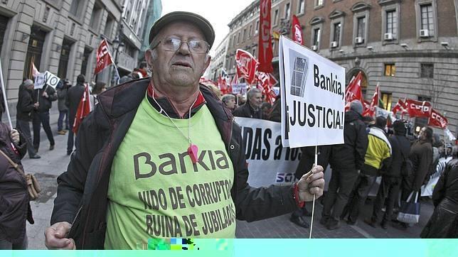 Bankia recibe 5.245 demandas por su salida a Bolsa