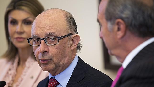 Montoro recibe denuncias desde Venezuela sobre la financiación de Podemos