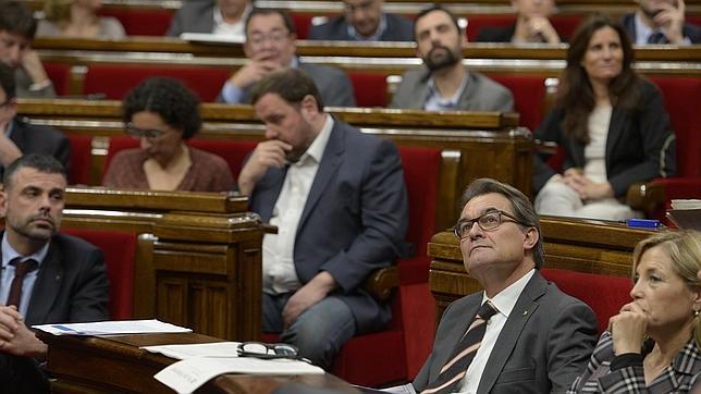 El Parlament aprobará hoy los Presupuestos una vez «adaptadas» las estructuras de Estado