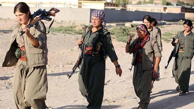 Combatientes kurdas del YPJ en Siria