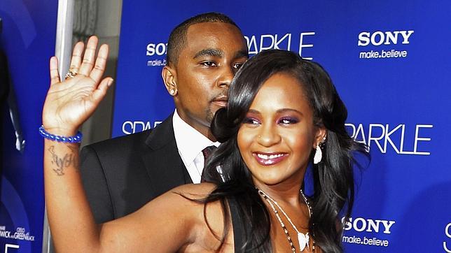 El esposo de Bobbi Kristina, bajo investigación por intento de asesinato