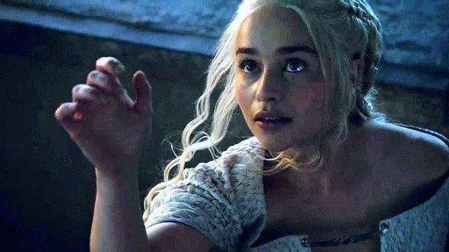 Daenerys protagoniza el nuevo tráiler de la quinta temporada de «Juego de Tronos»