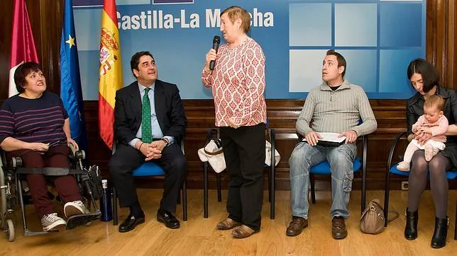 La Junta ayudará con 3.600 euros a las personas con discapacidad a adaptar sus viviendas
