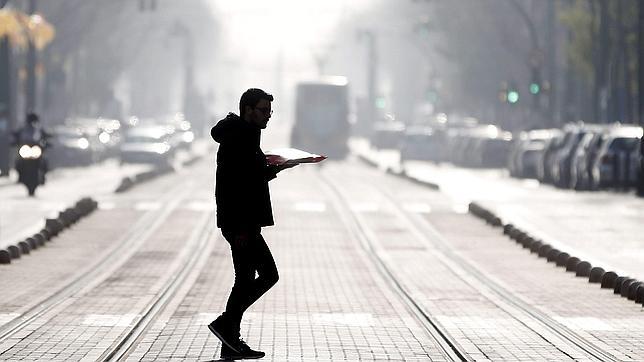 La niebla cubre Valencia y obliga a cerrar el puerto una hora y media