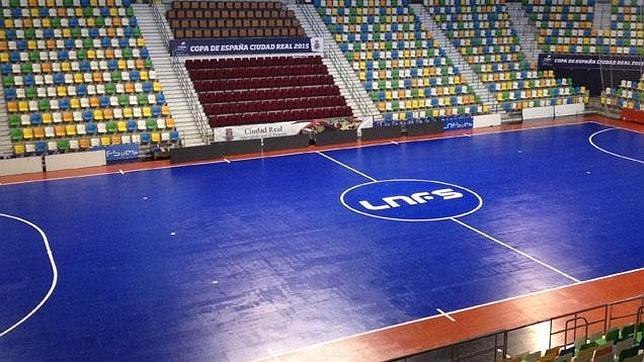 La pista azul ya luce en el Quijote Arena