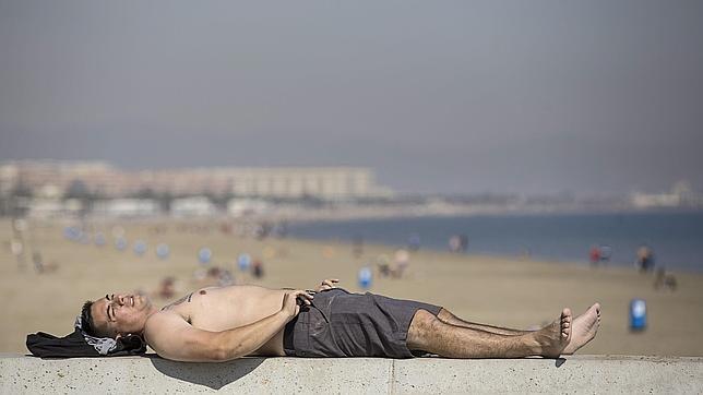 El tiempo en las Fallas 2015: prepara el abrigo si tienes previsto estar en Valencia