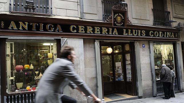 Barcelona velará por 228 comercios históricos, pero no protege sus usos