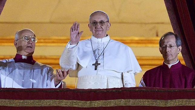 El Papa Francisco recuerda el Cónclave: «Cuando salí al balcón no sabía lo que iba a decir»