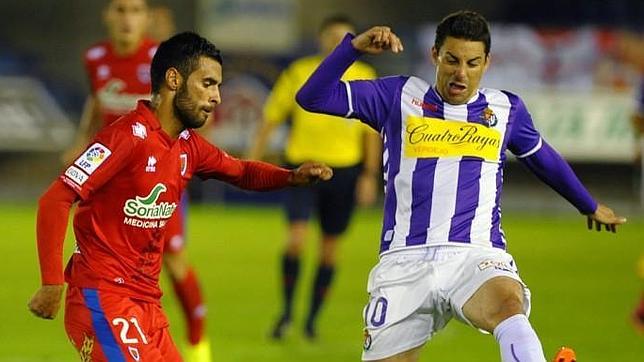 Valladolid y Numancia disputan un derby con las vistas puestas en el ascenso