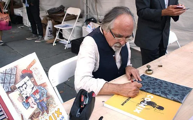 El dibujante Art Spiegelman, lápiz en mano
