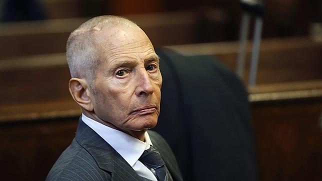 El multimillonario Robert Durst, pillado por un micrófono abierto: «Los maté a todos»