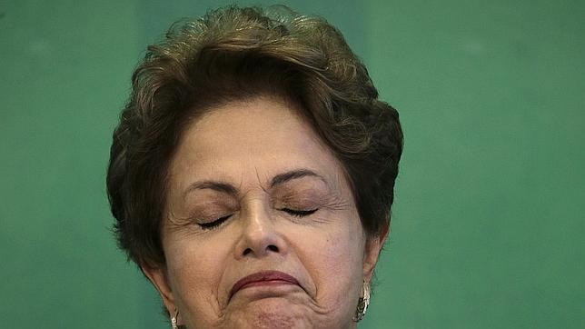 Nuevo golpe a Rousseff tras la acusación a su tesorero