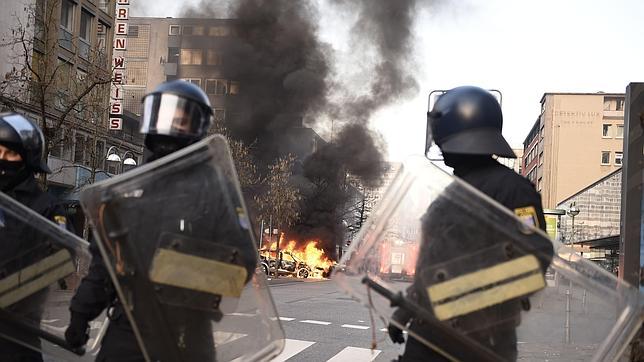 Fuertes disturbios y 25 detenidos en la inauguración de la nueva sede del BCE