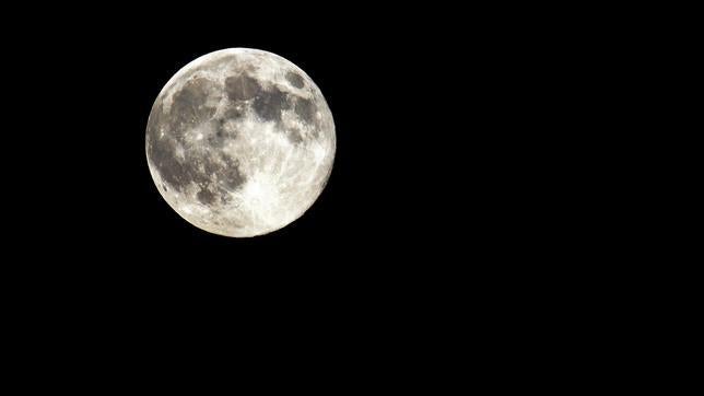 Un eclipse y una superluna para celebrar el equinoccio de primavera