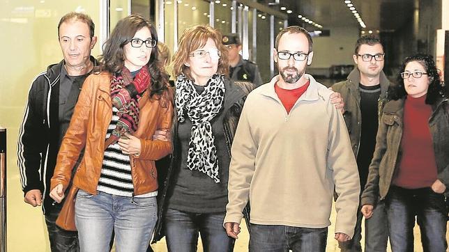 «Cada vez que disparaban los dos nos abrazábamos con fuerza»