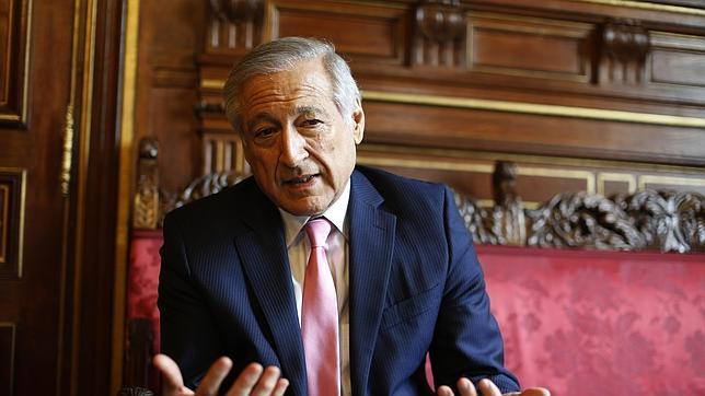 El ministro de Relaciones Exteriores de Chile, Heraldo Muñoz, durante la entrevista con ABC