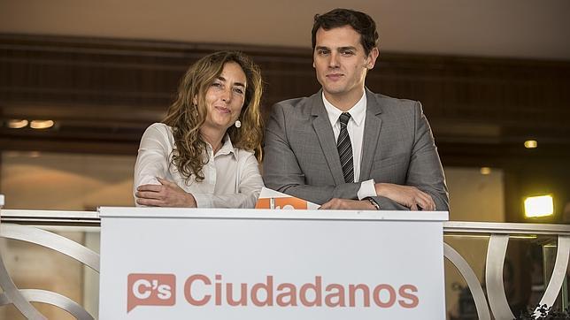 Ciudadanos duplica sus listas locales al calor de las buenas encuestas