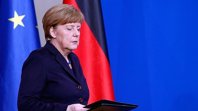 Merkel anuncia una investigación conjunta para esclarecer el accidente de avión