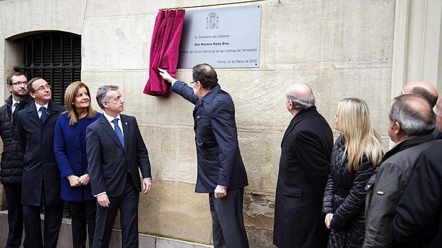 Radicales intentan boicotear un acto de Rajoy en Vitoria