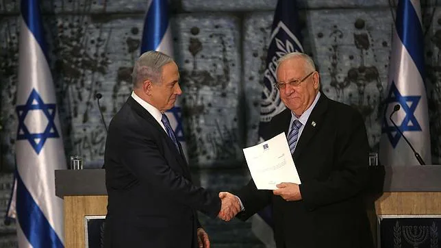 El presidente israelí encarga a Netanyahu la formación del nuevo Gobierno