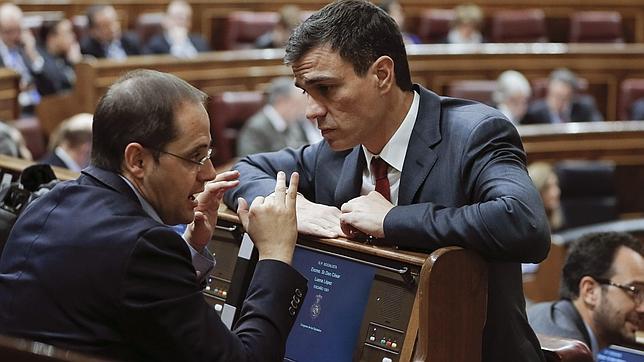 El PSOE defiende la política de pactos frente al gobierno de la lista más votada