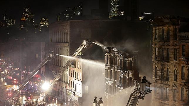 Otro incendio en Nueva York provoca siete heridos, tres de ellos críticos