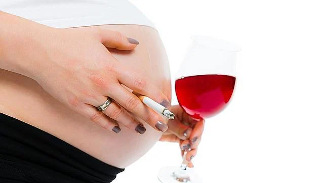 Consumir alcohol durante el embarazo deja secuelas irreversibles en los niños