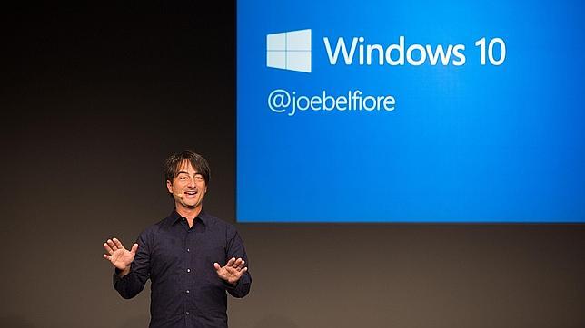 Joe Belfiore, vicepresidente de Microsoft, durante la presentación del Windows 10