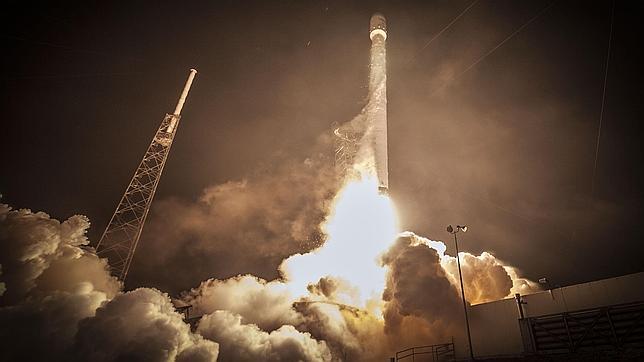 Las mejores imágenes de la carrera espacial privada, a un click de distancia