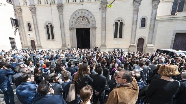 Mataró despide a una saga de empresarios rota por la tragedia aérea de los Alpes