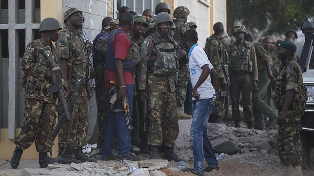 Cinco detenidos por el ataque a la universidad de Kenia