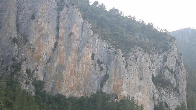 Los Bomberos localizan a un joven caído en el barranco Maimona de Montanejos