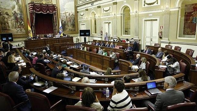 El Parlamento adjudica un servicio sobre asuntos europeos