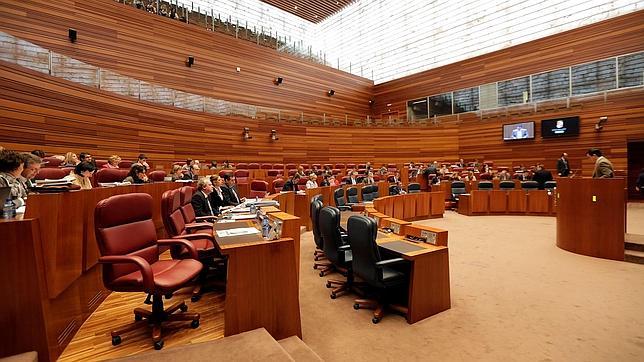 El PP ganaría las elecciones en Castilla y León, pero sin la mayoría absoluta asegurada