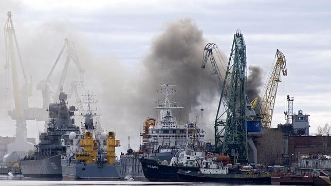 Un submarino nuclear ruso arde en el Ártico