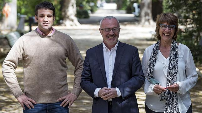 Antonio Montiel, junto a los cabezas de lista por Alicante, Llum Quiñonero y César Jiménez, por Castellón