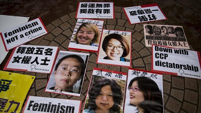 China libera a las cinco feministas detenidas hace un mes