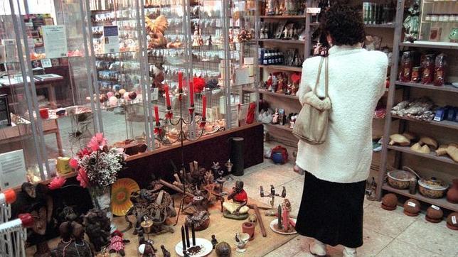 Los negocios de santería y esoterismo en Madrid, bajo lupa