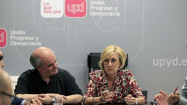 «Si Rosa Díez hubiese dimitido y hecho autocrítica esto no habría pasado»