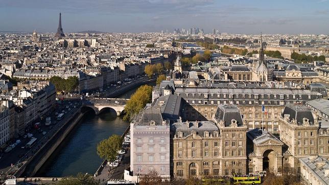 La Torre Eiffel y el Sena, el París eterno