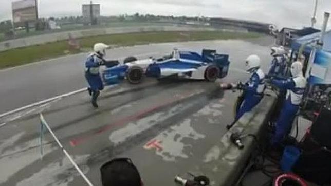 Brutal atropello de un mecánico en la Indy Car