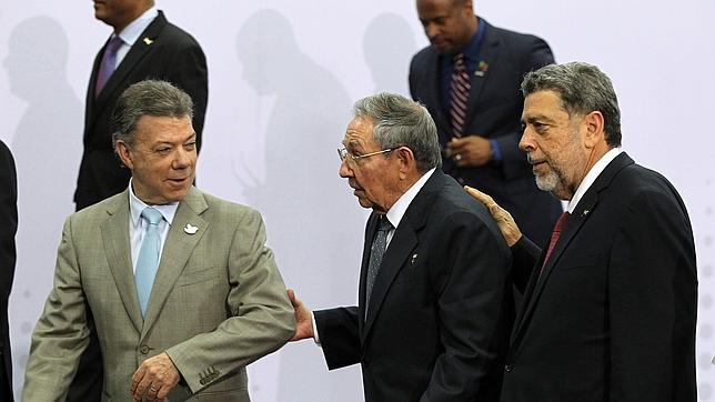 Santos ordena reanudar los bombardeos contra las FARC