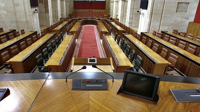 El Parlamento de Andalucía se constituye hoy sin acuerdo político