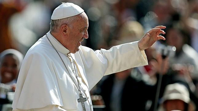 El Papa pide a la comunidad internacional más implicación para frenar la muerte de inmigrantes