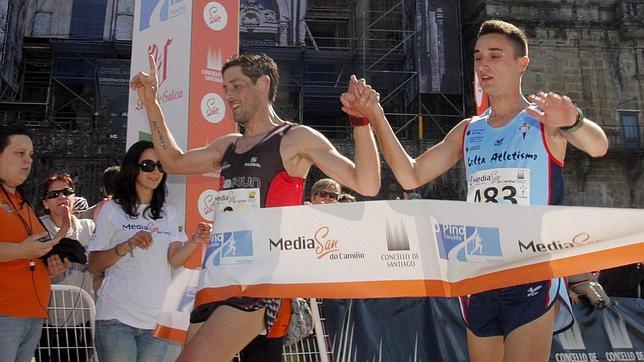 Más de 600 corredores de toda España ya se han inscrito para la carrera nocturna compostelana